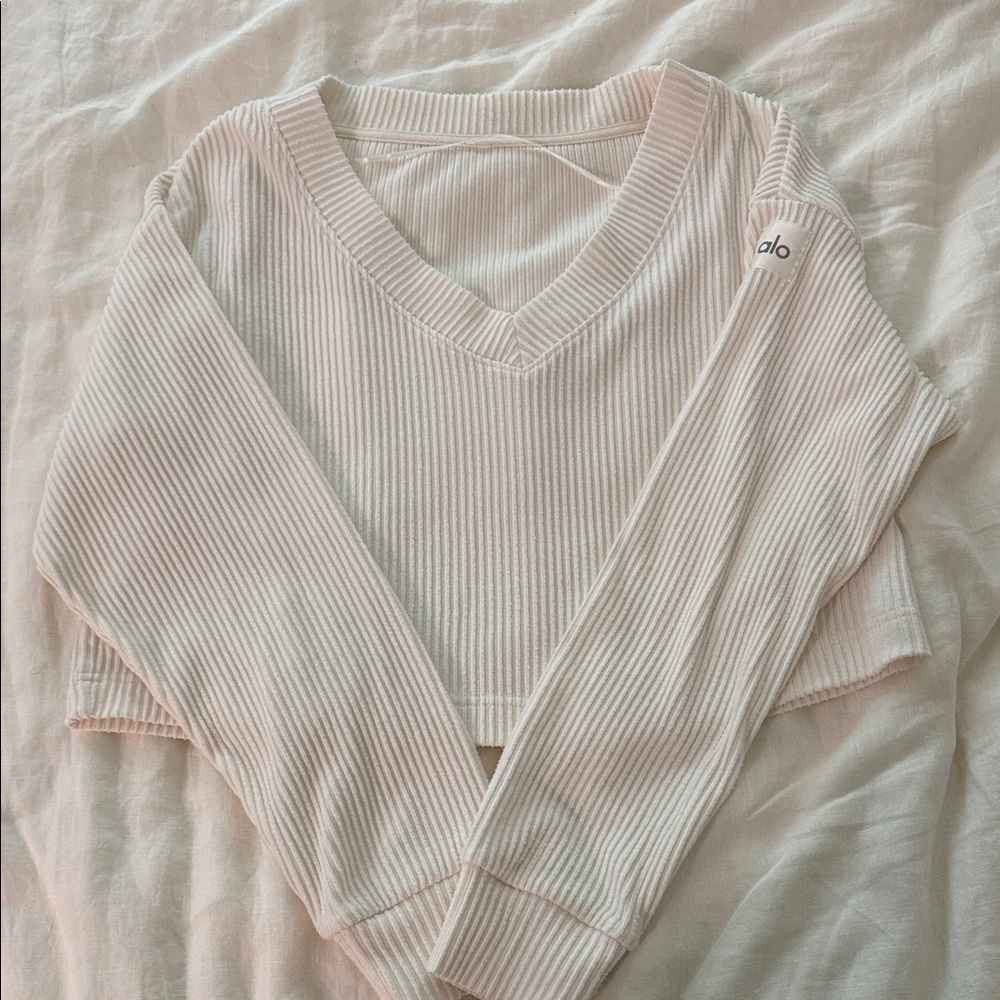 ALO Muse V-Neck Sweater